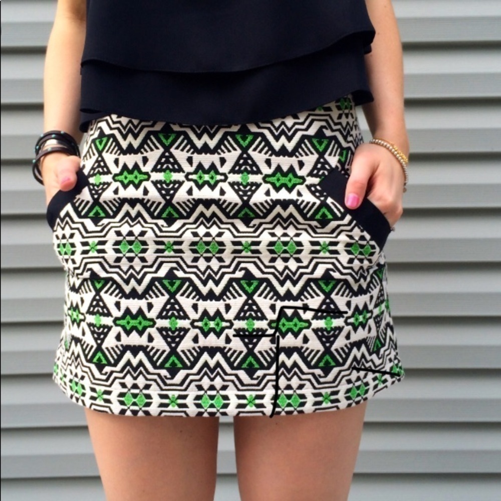 TOP Shop Aztec Print Skirt - Picture 2 of 8